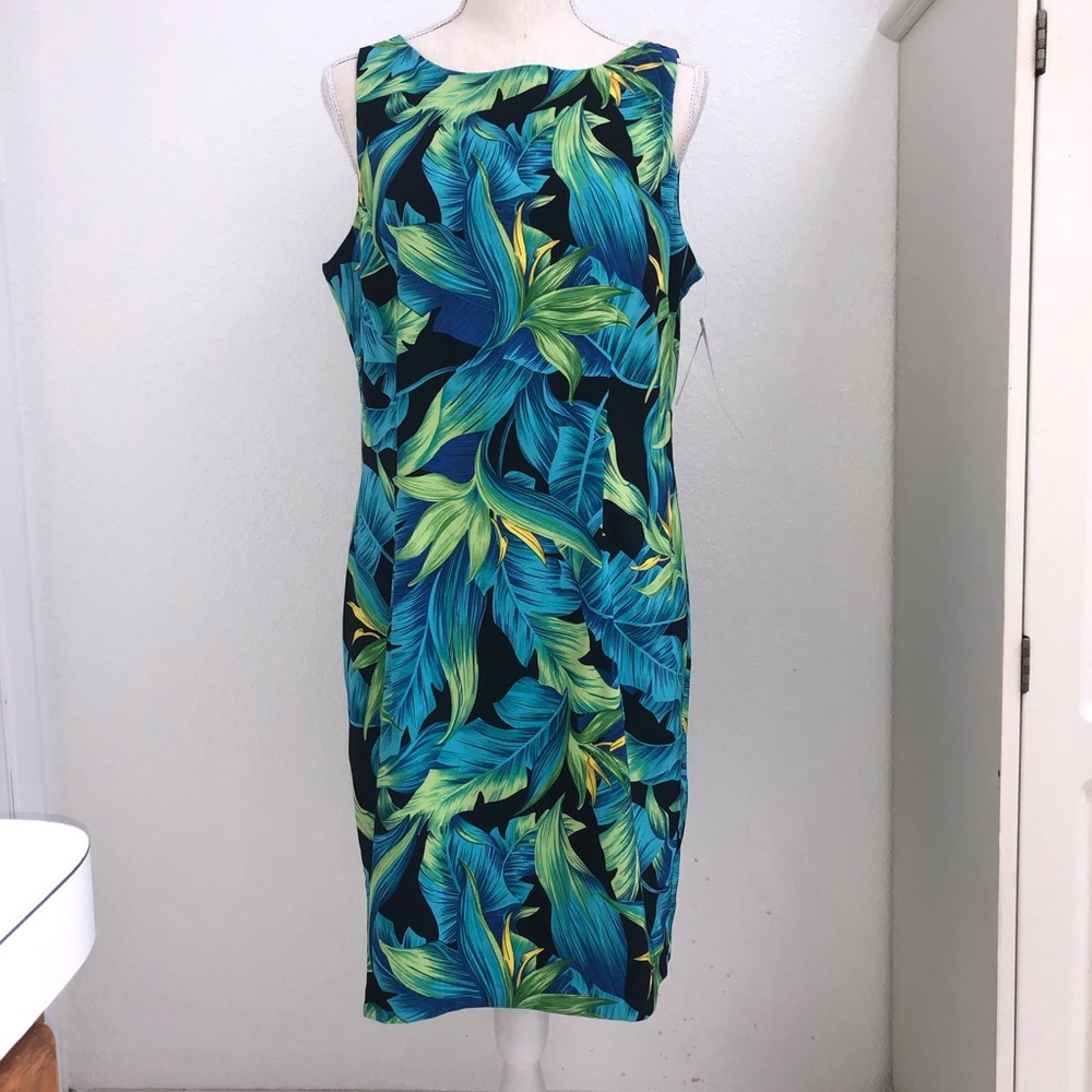 Sleeveless Floral Dress